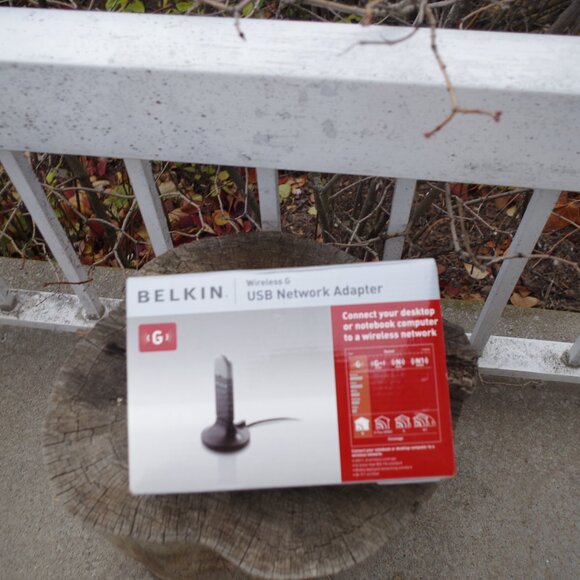 New In Box Belkin USB NetWork Adapter - Picture 1 of 6